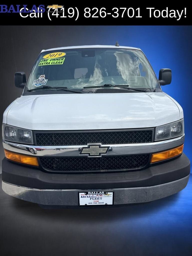 2019 Chevrolet Express Passenger 3500 LT Swanton OH - photo 1